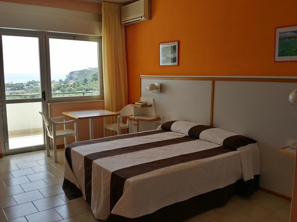Centro Di Soggiorno Il Belvedere Vieste Pokój zdjęcie